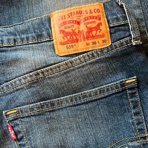 Men’s Levi 559 jeans; New without tags